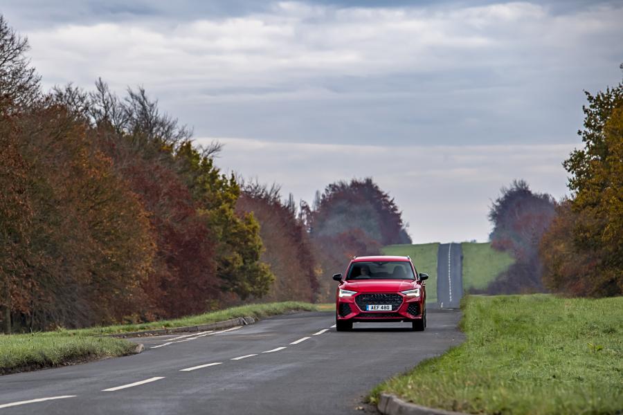  Audi RS Q3 2019 года  (UK) (фото 49 из 63)
